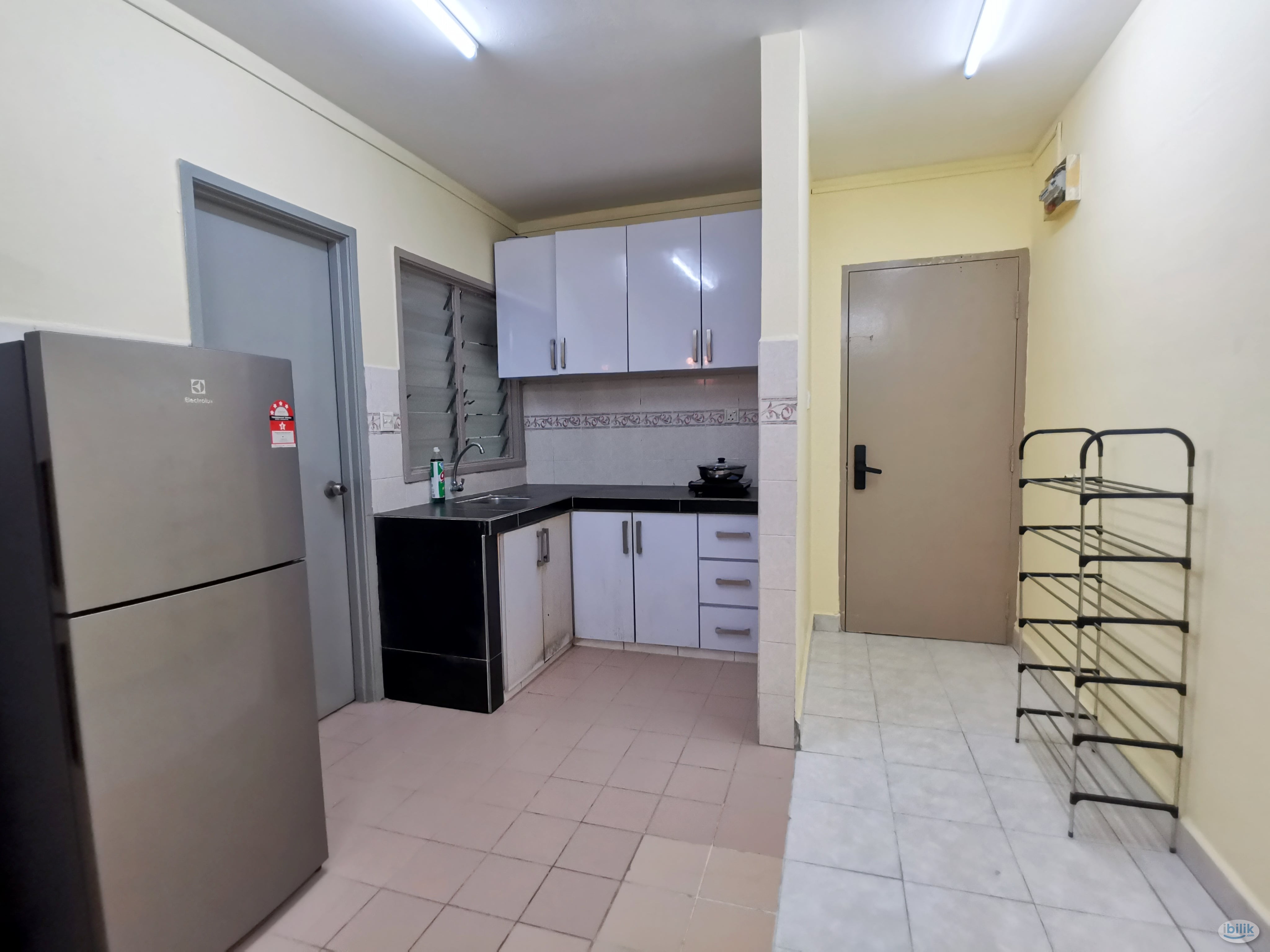 Image 3 of 🚶‍♀️Walking Distance to Bus Stop⭐ NEWLY RENOVATED 🔥Single Room at Flora Damansara, Damansara Perdana - Room rental in 