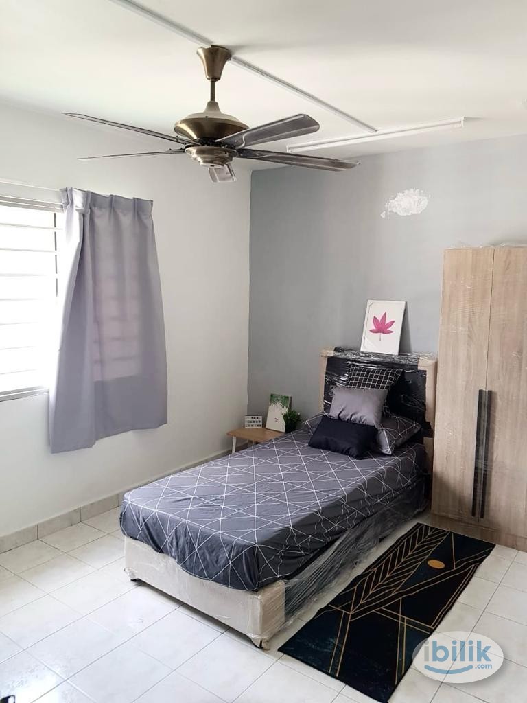 Image 1 of 🚶‍♀️Walking Distance to Bus Stop⭐ NEWLY RENOVATED 🔥Single Room at Flora Damansara, Damansara Perdana - Room rental in 