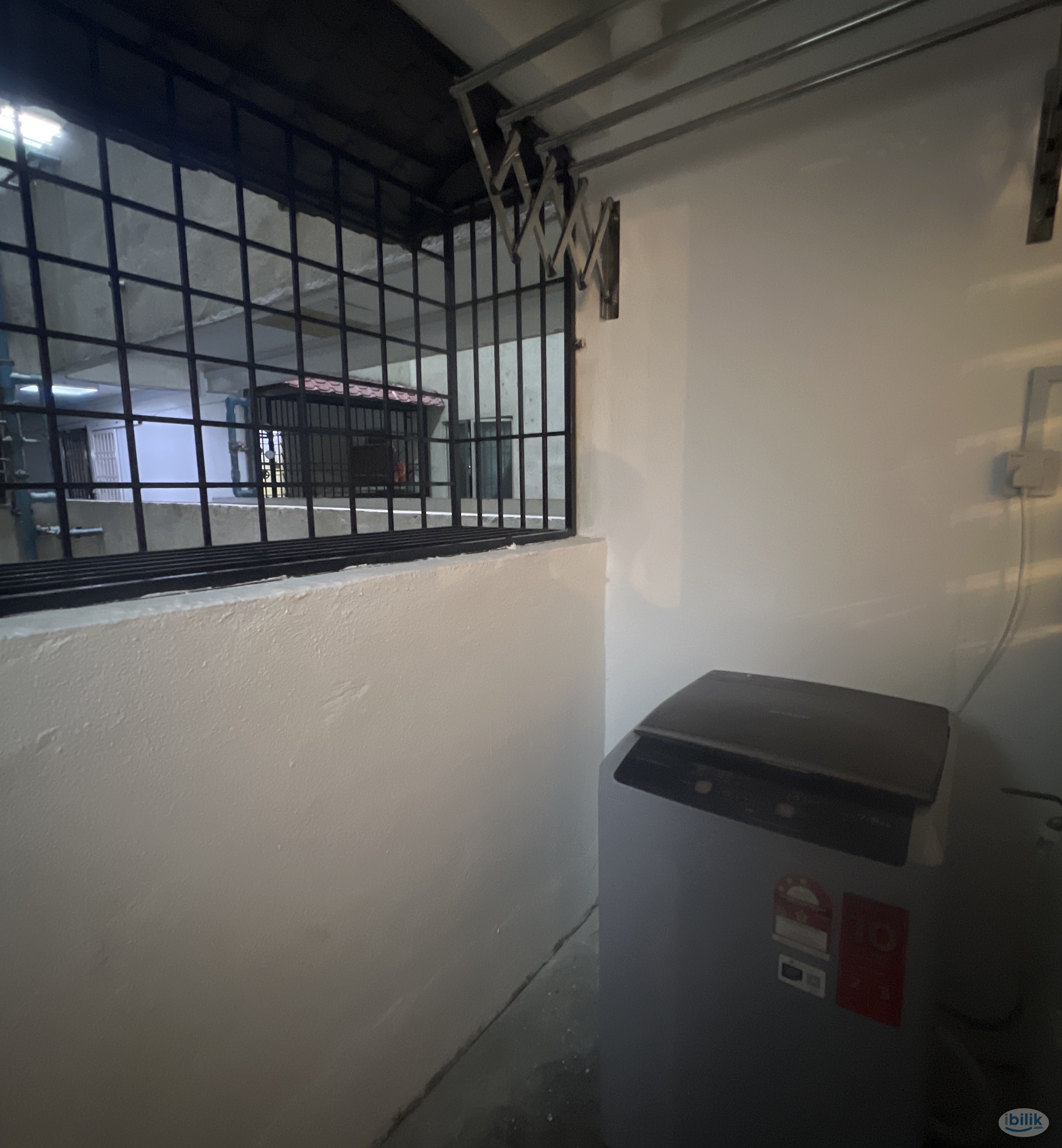 Image 5 of 🚶‍♀️Walking Distance to Bus Stop⭐ NEWLY RENOVATED 🔥Single Room at Flora Damansara, Damansara Perdana - Room rental in 