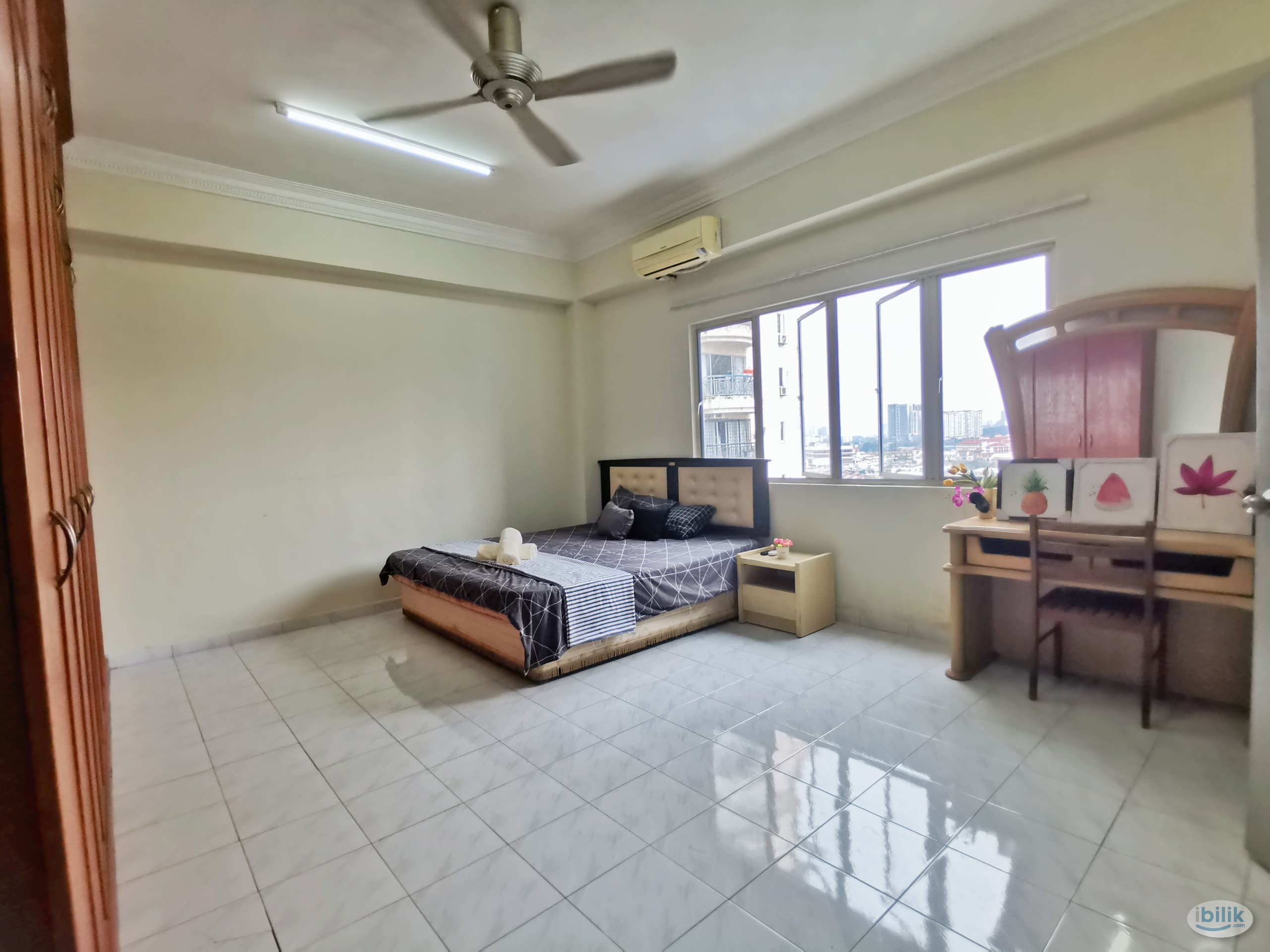 Image 1 of 🚶‍♀️Walking Distance to BRT Fully Furnished Master Room at Ridzuan Condominium, Bandar Sunway ✨ - Room rental in 