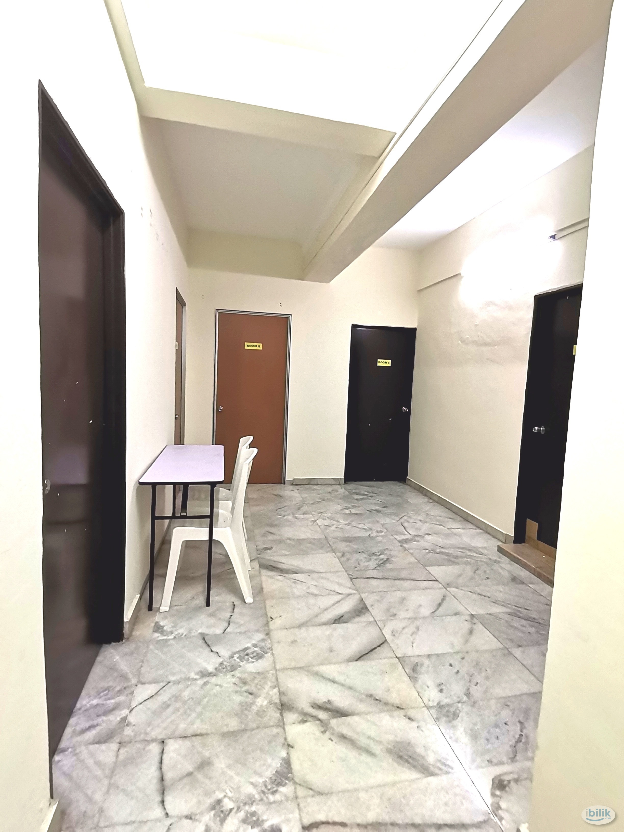 Image 2 of 🚶‍♀️Walking Distance to BRT Fully Furnished Middle Room at Ridzuan Condominium, Bandar Sunway ✨ - Room rental in 