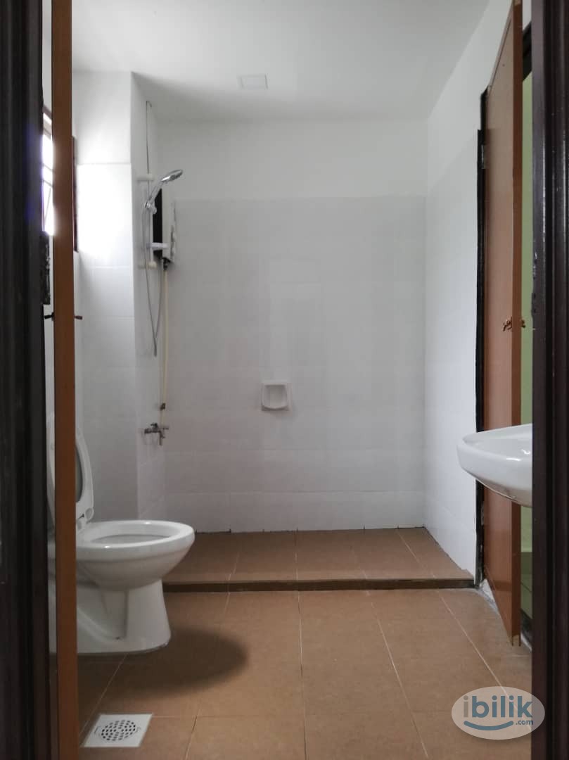 Image 4 of 🚶‍♀️Walking Distance to BRT Fully Furnished Middle Room at Ridzuan Condominium, Bandar Sunway ✨ - Room rental in 