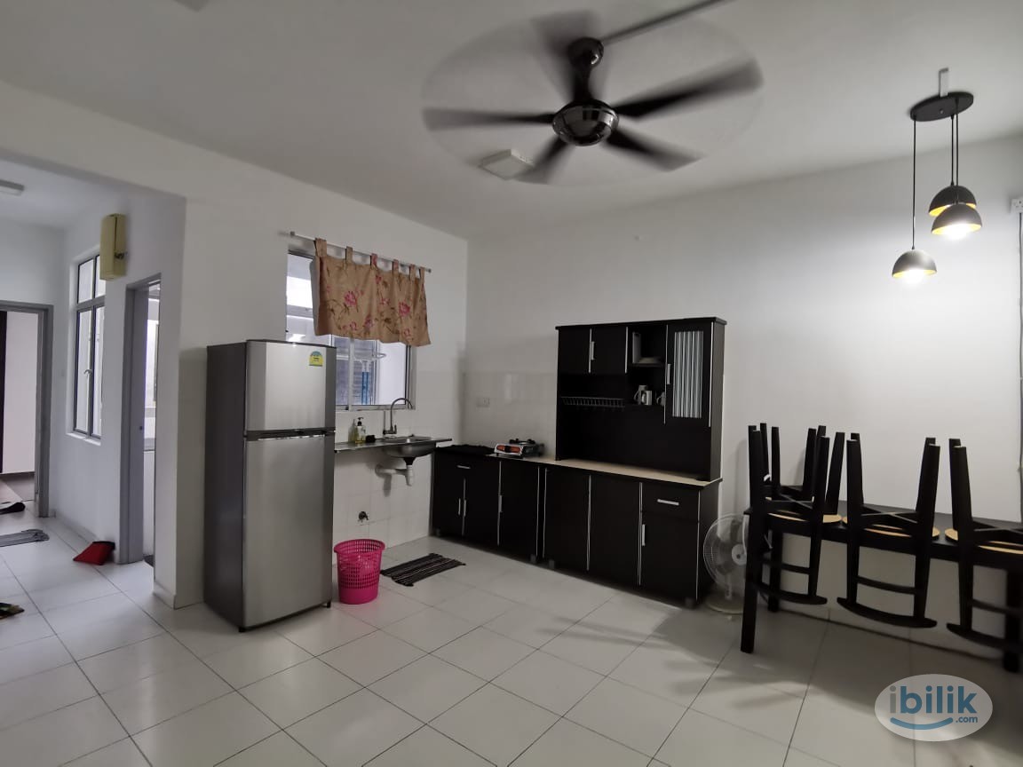 Image 2 of Middle Room at Scott Towers, Johor Bahru - Room rental in 