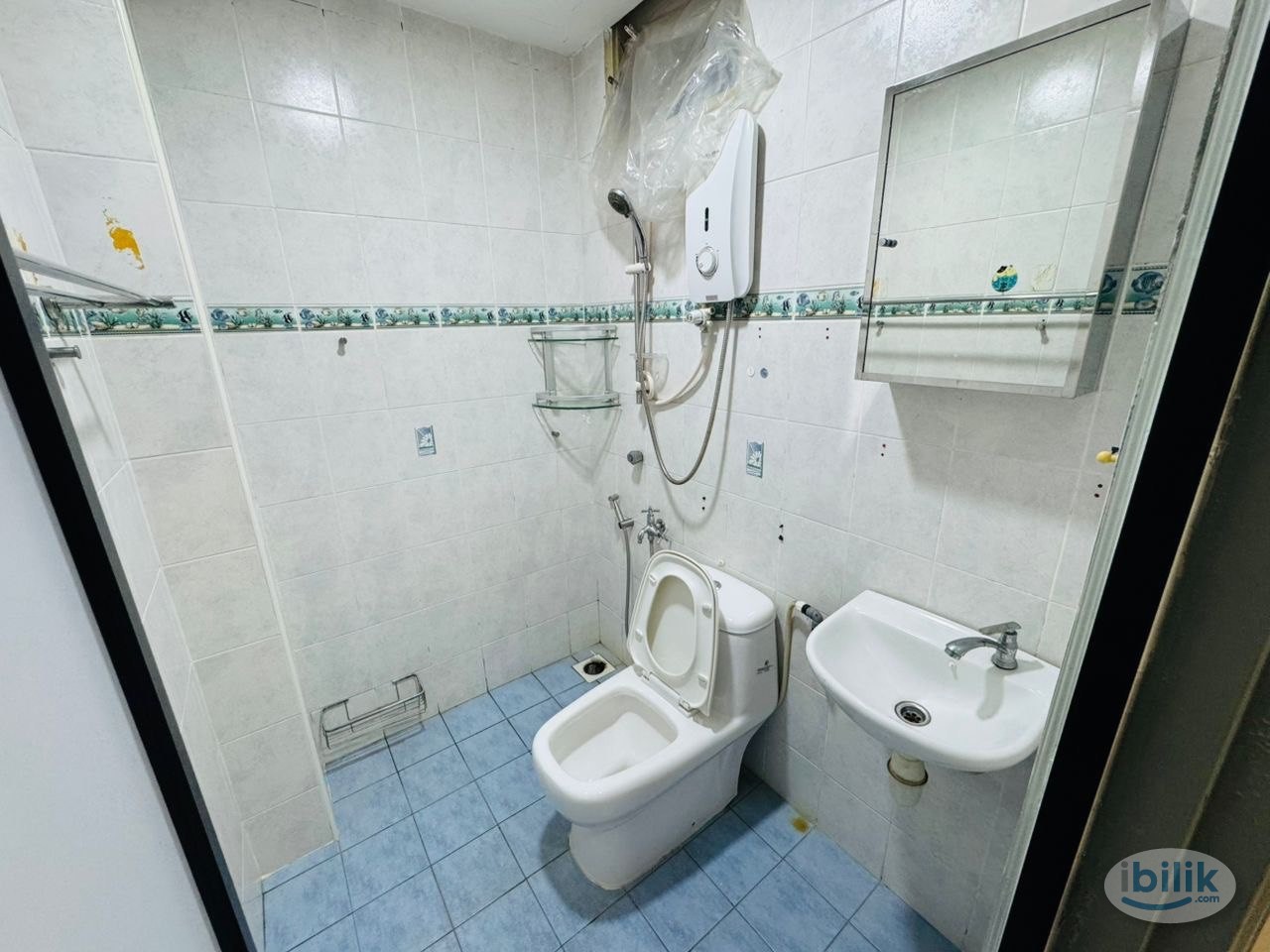 Image 2 of Skudai Co-Living , Villa Krystal Apartment, Single Bedroom RM350 - Room rental in 