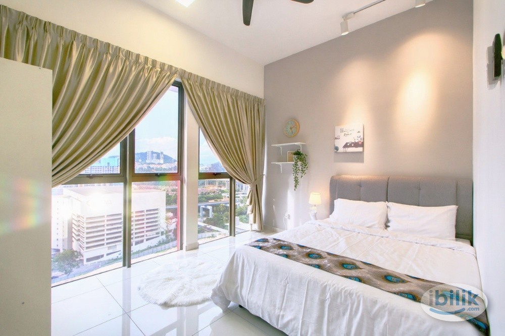 Image 1 of Middle Room @ The Annex Taman Connaught, Low Deposit - Room rental in 
