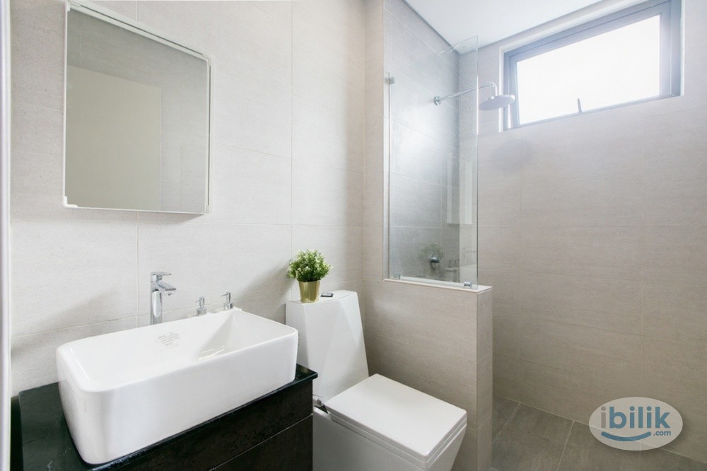 Image 5 of Middle Room @ The Annex Taman Connaught, Low Deposit - Room rental in 