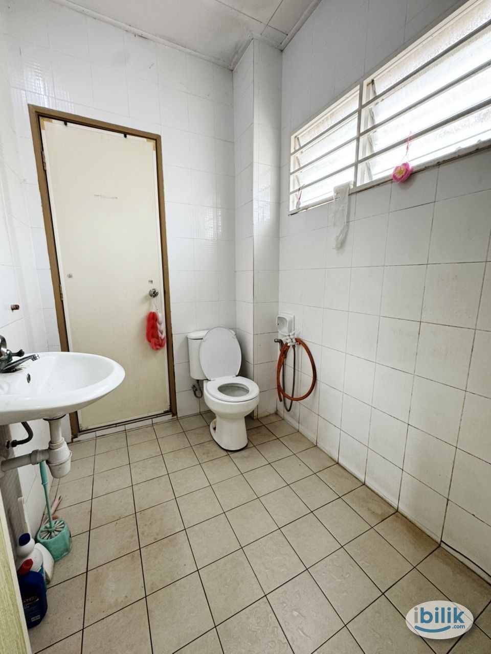 Image 4 of 🔥Low Rental‼️🌟Near Balai Bomba,SS2 Market😍💕🛜Free Utilities🌈 Atria Shopping 3 Min Walking🚶‍➡️ - Room rental in 