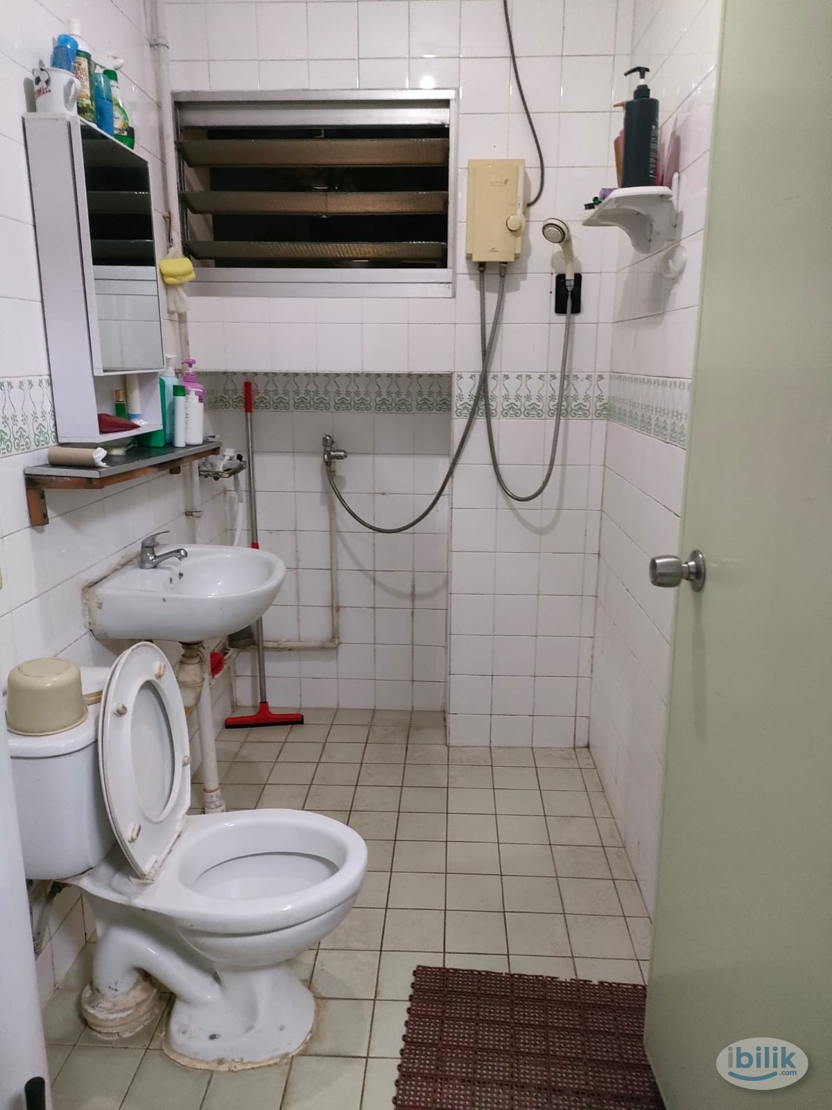 Image 5 of Single Room at Woodlands, Singapore - Room rental in 