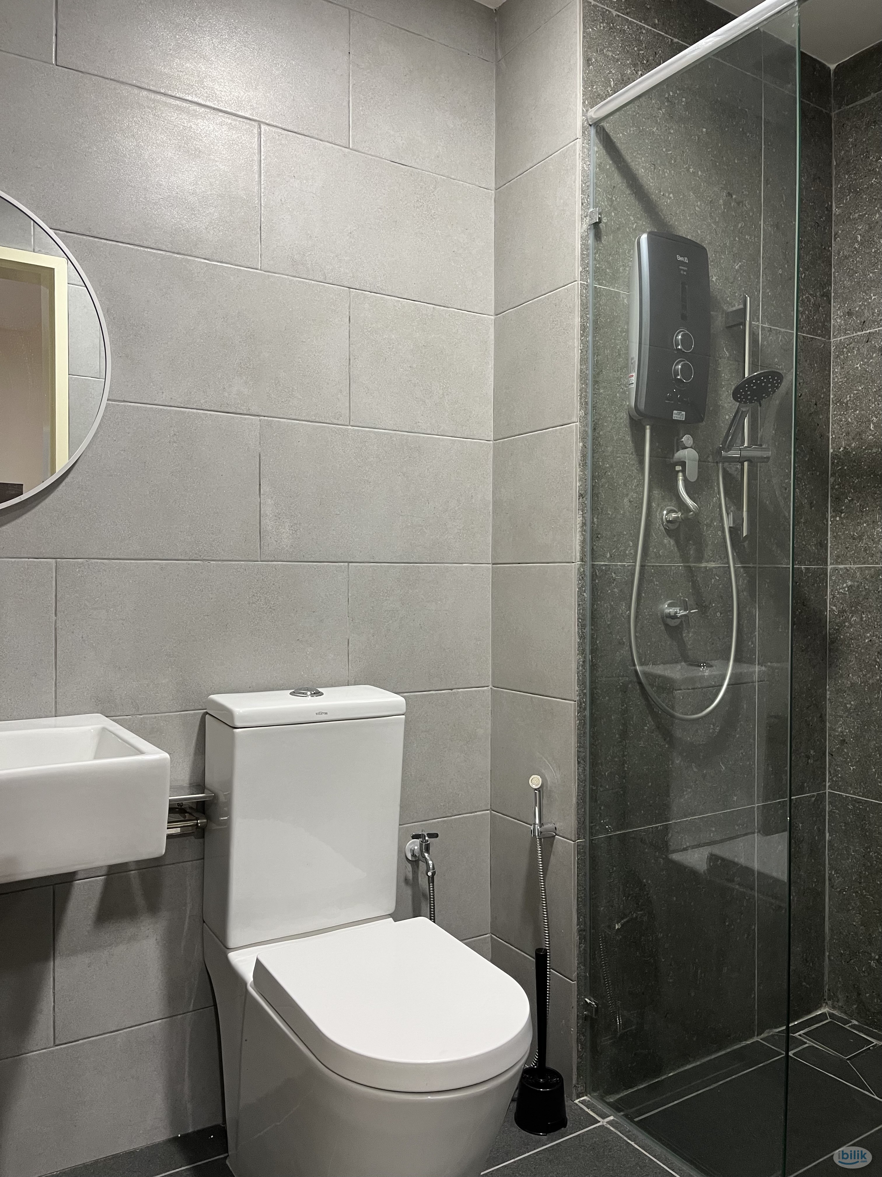 Image 4 of Single Room @ Meta Residence, Female Only, Low Deposit - Room rental in 