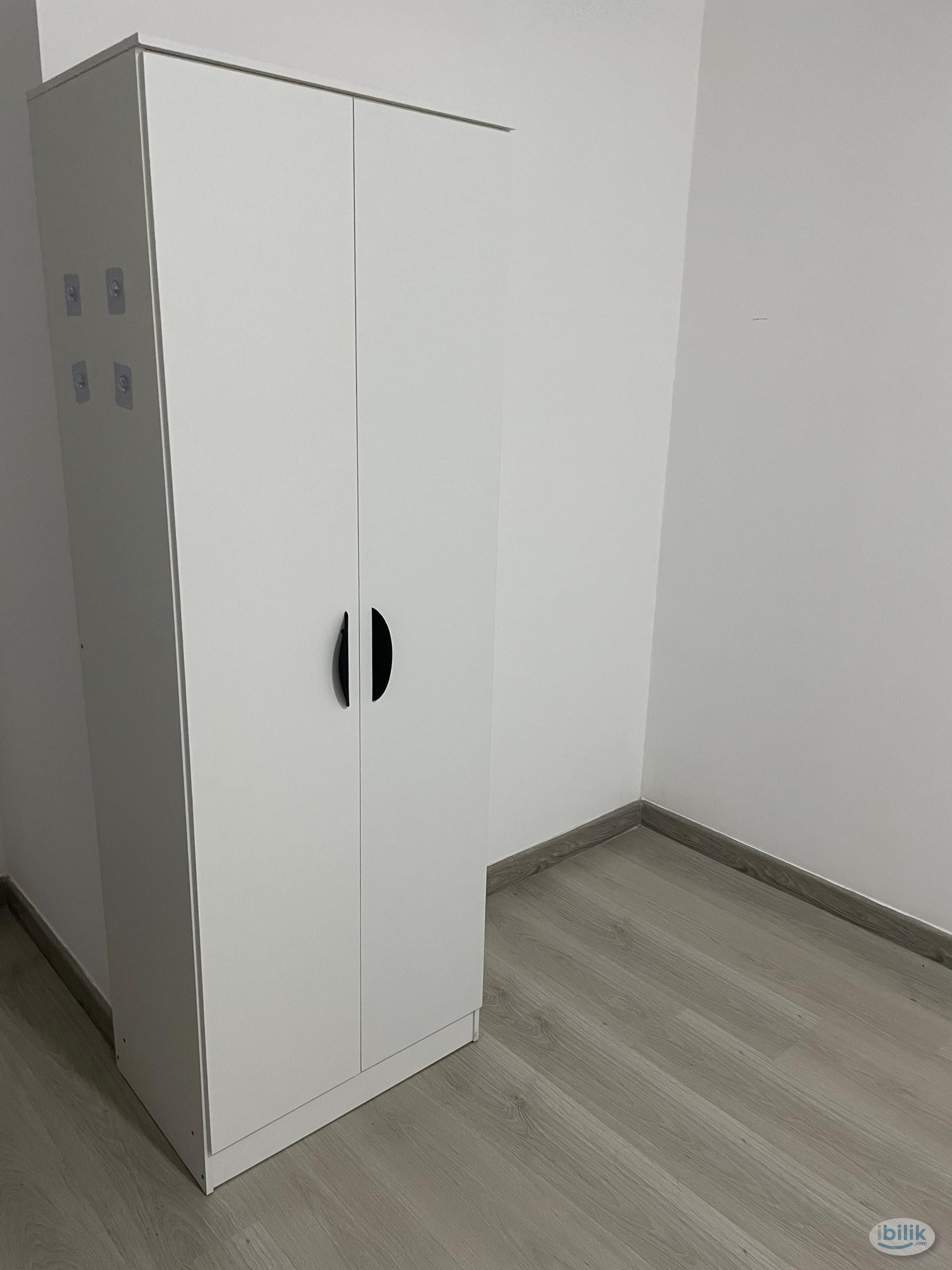 Image 1 of Middle Room at The Hermington, Kuchai Lama - Room rental in 