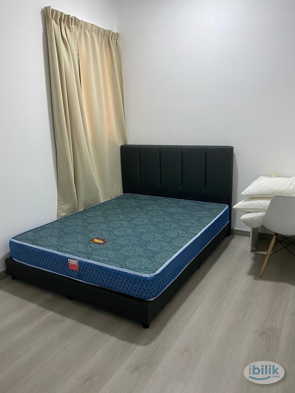 Image 2 of Middle Room at The Hermington, Kuchai Lama - Room rental in 