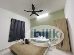 Room Rental in Petaling Jaya - Muslim female middle room