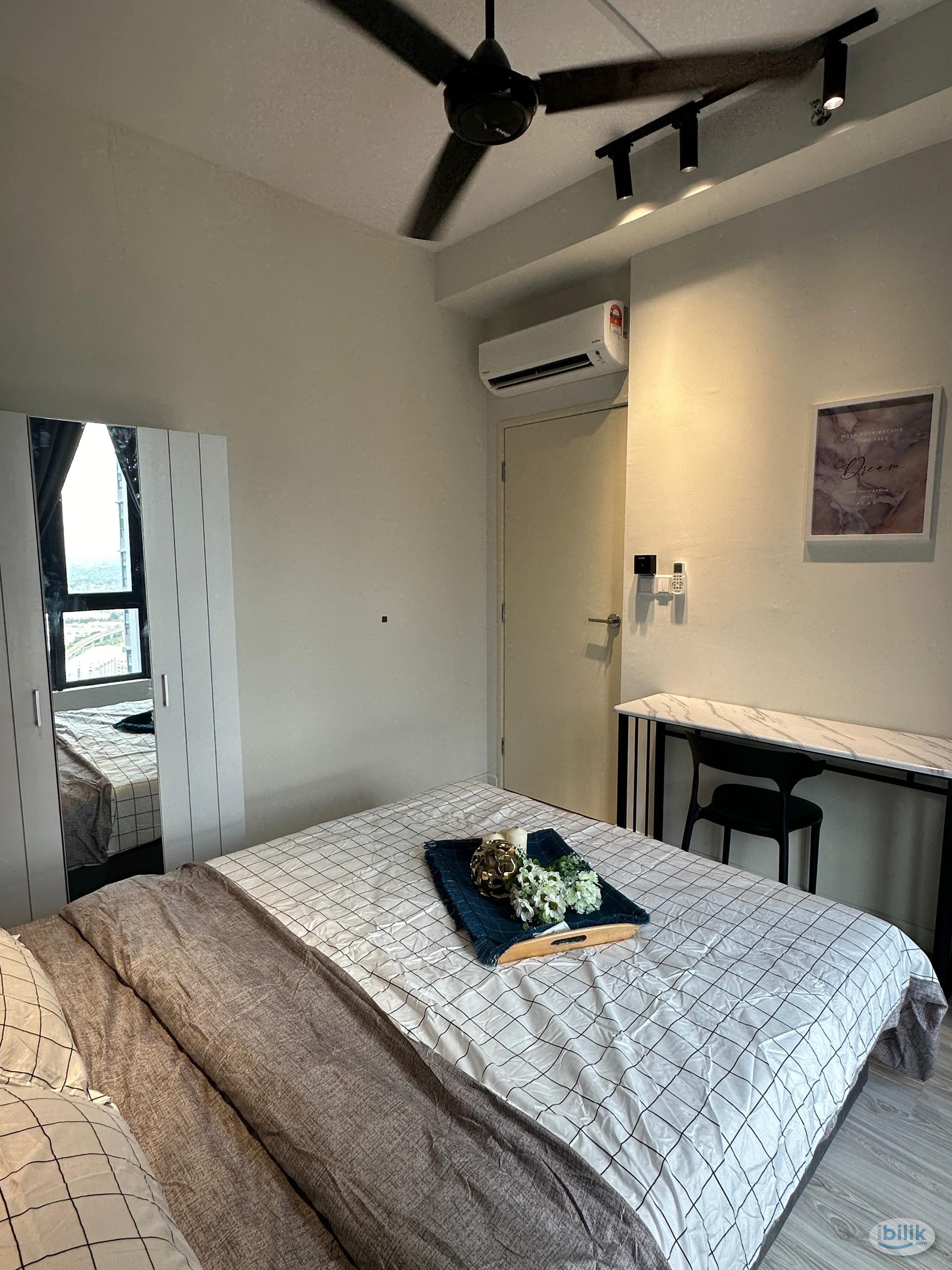 Image 2 of Master Room at Meta Residences Putra Permai, Seri Kembangan - Room rental in 