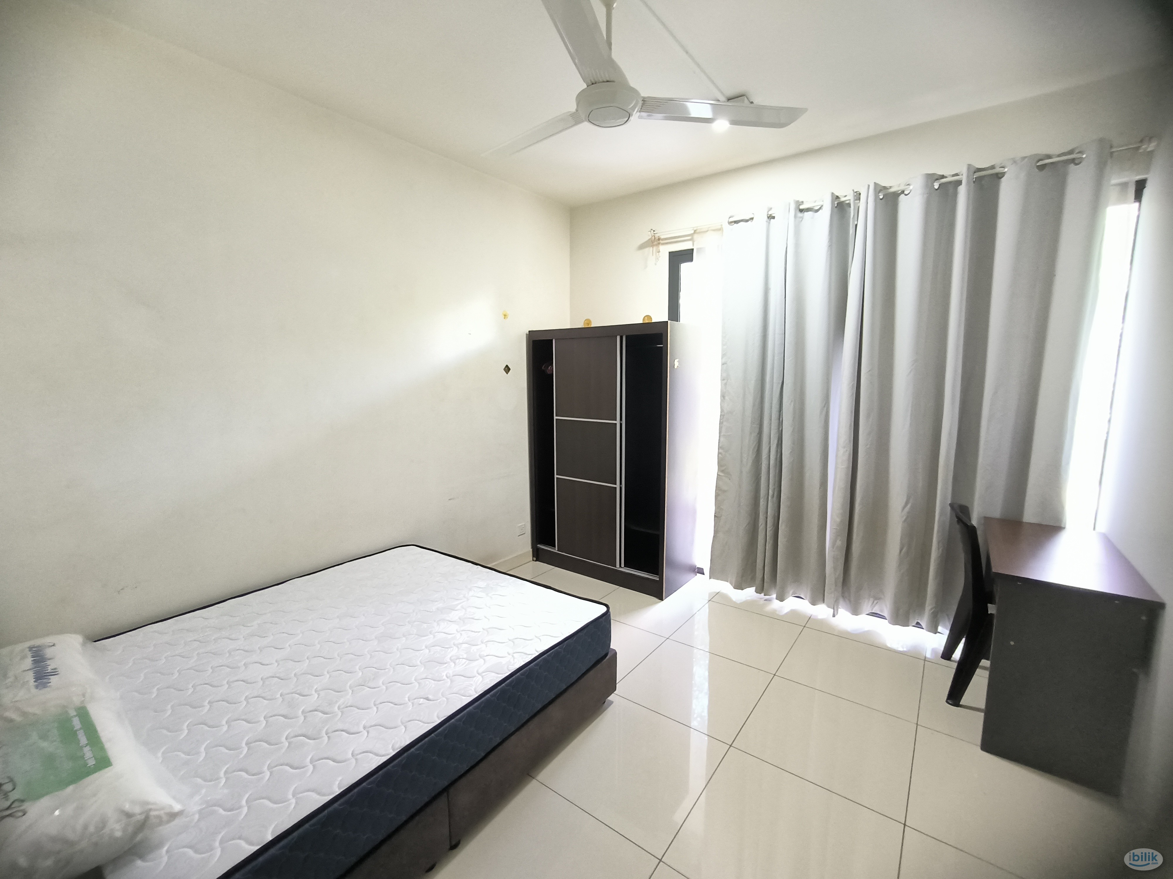 Image 4 of Middle Room at Windows On The Park, Bandar Tun Hussein Onn - Room rental in 