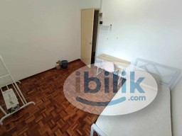 Room Rental in Malaysia - Middle Room at Puchong, Selangor, 2 Min  Walking Distance to LRT Station🚩😍📍