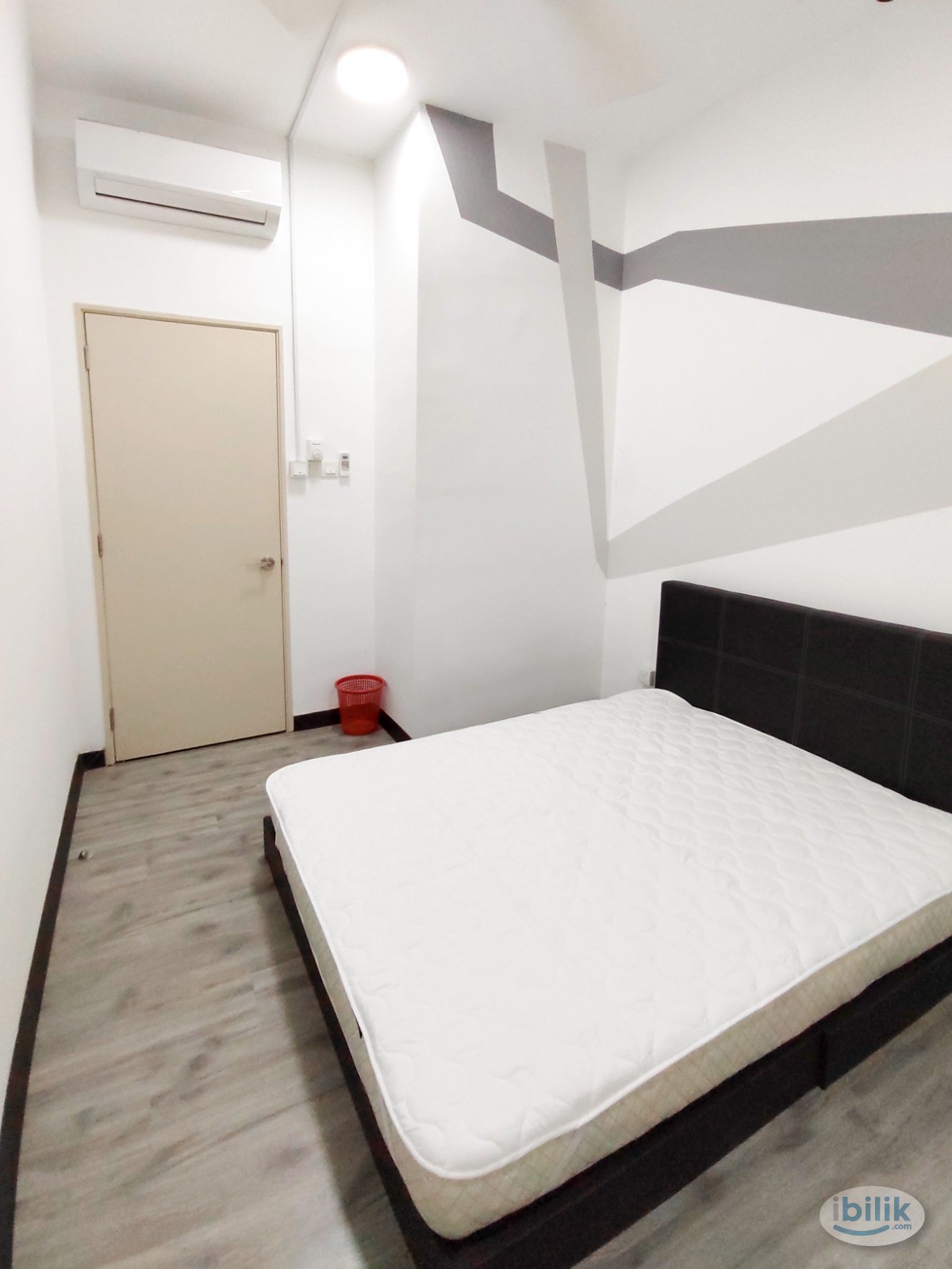 Image 2 of Middle Room at D'Sands Residence, Old Klang Road - Room rental in 