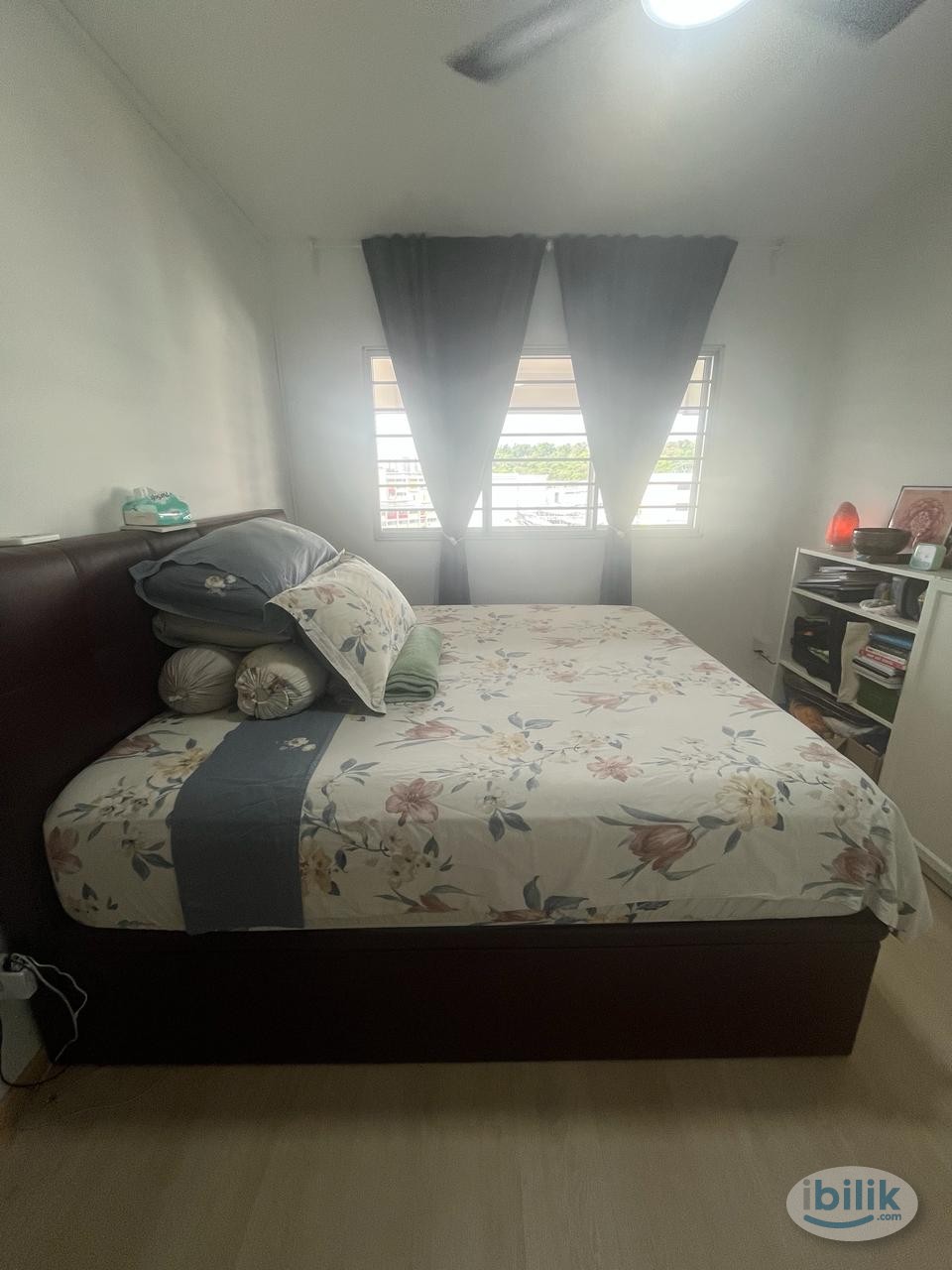 Image 1 of Single Room at Bukit Batok, Singapore - Room rental in 