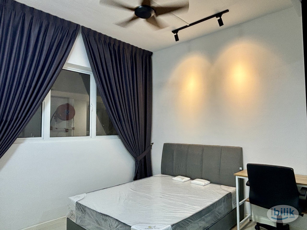 Image 1 of Nice room at Nadayu! Room attached PRIVATE BATHROOM‼️NEAR HELP UNI✅Premium ⭐️ Master Room Fully Furnished @ NEW Aircond Wardrobe Table Chair Mattress - Room rental in 