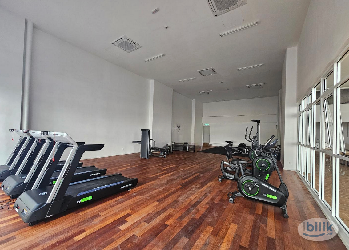 Image 5 of Nice room at Nadayu! Room attached PRIVATE BATHROOM‼️NEAR HELP UNI✅Premium ⭐️ Master Room Fully Furnished @ NEW Aircond Wardrobe Table Chair Mattress - Room rental in 