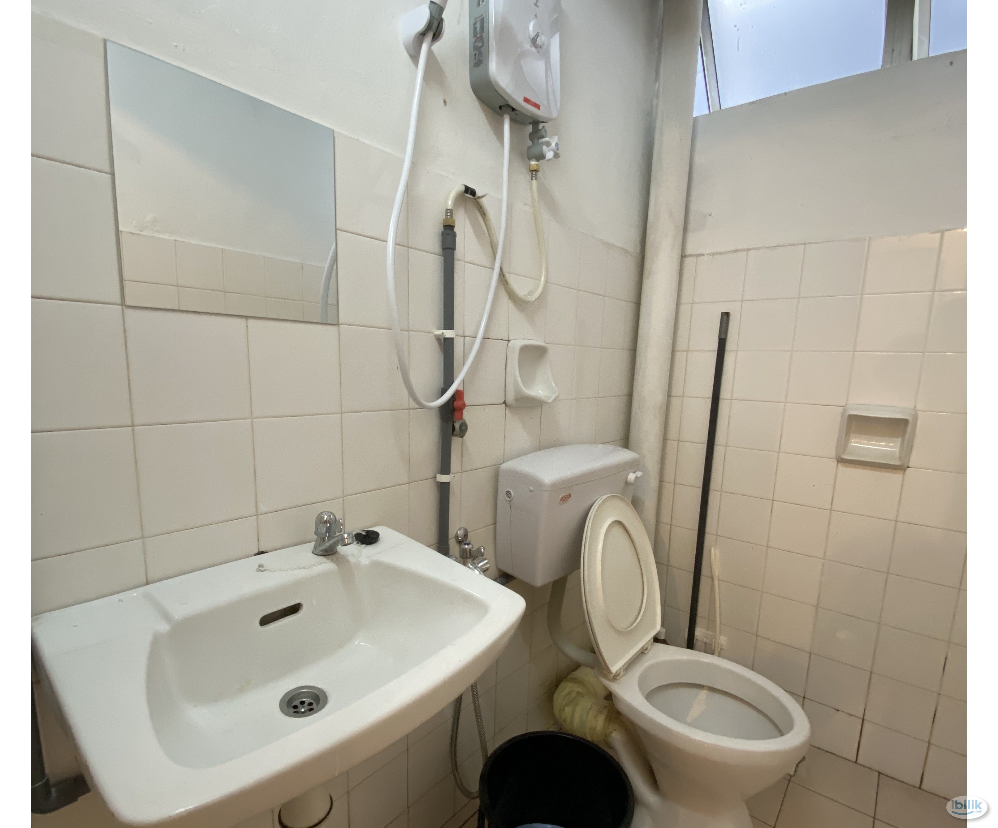 Image 5 of Bilik MASTER Lelaki Fully Furnished Subang Airport Inc Utilities & WIFI - Room rental in 