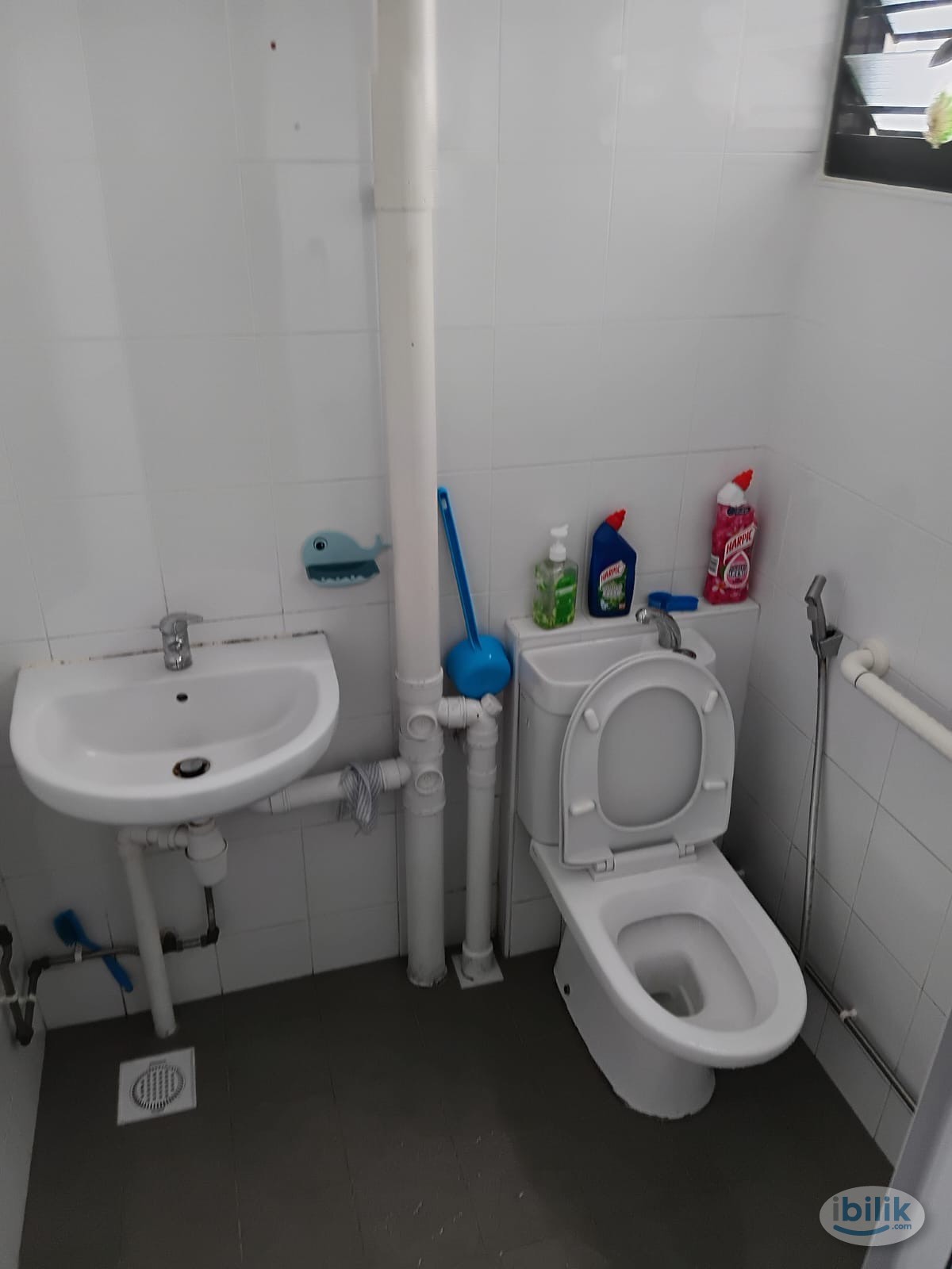 Image 2 of Single Room at Choa Chu Kang, Singaporenear mrt furn wifi fan prefer male - Room rental in 