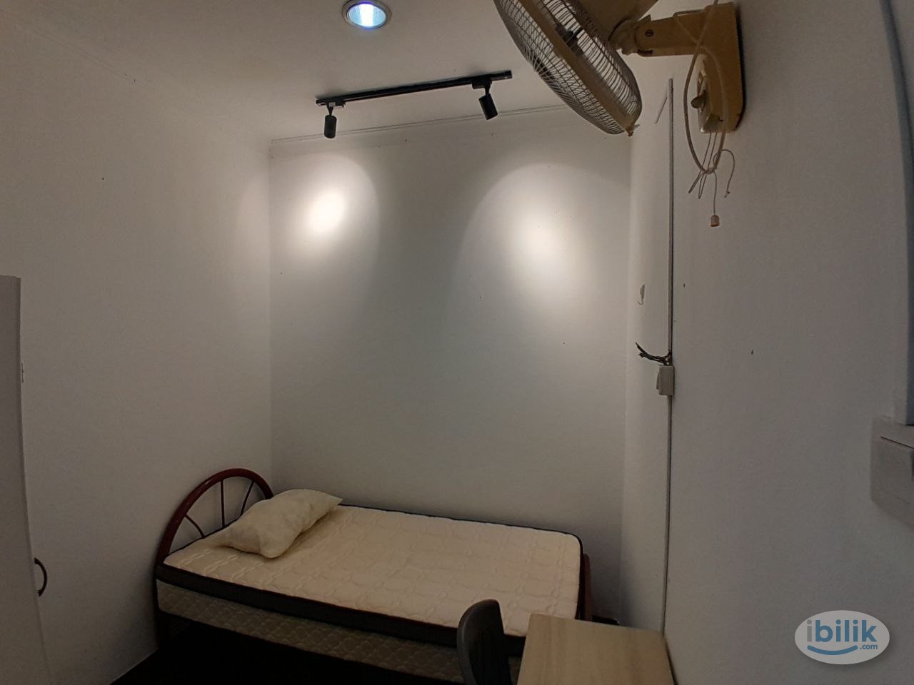 Image 5 of [Subang Bestari House] Small Room with Fans Only Near Kwasa Damansara, Kota Damansara - Room rental in 