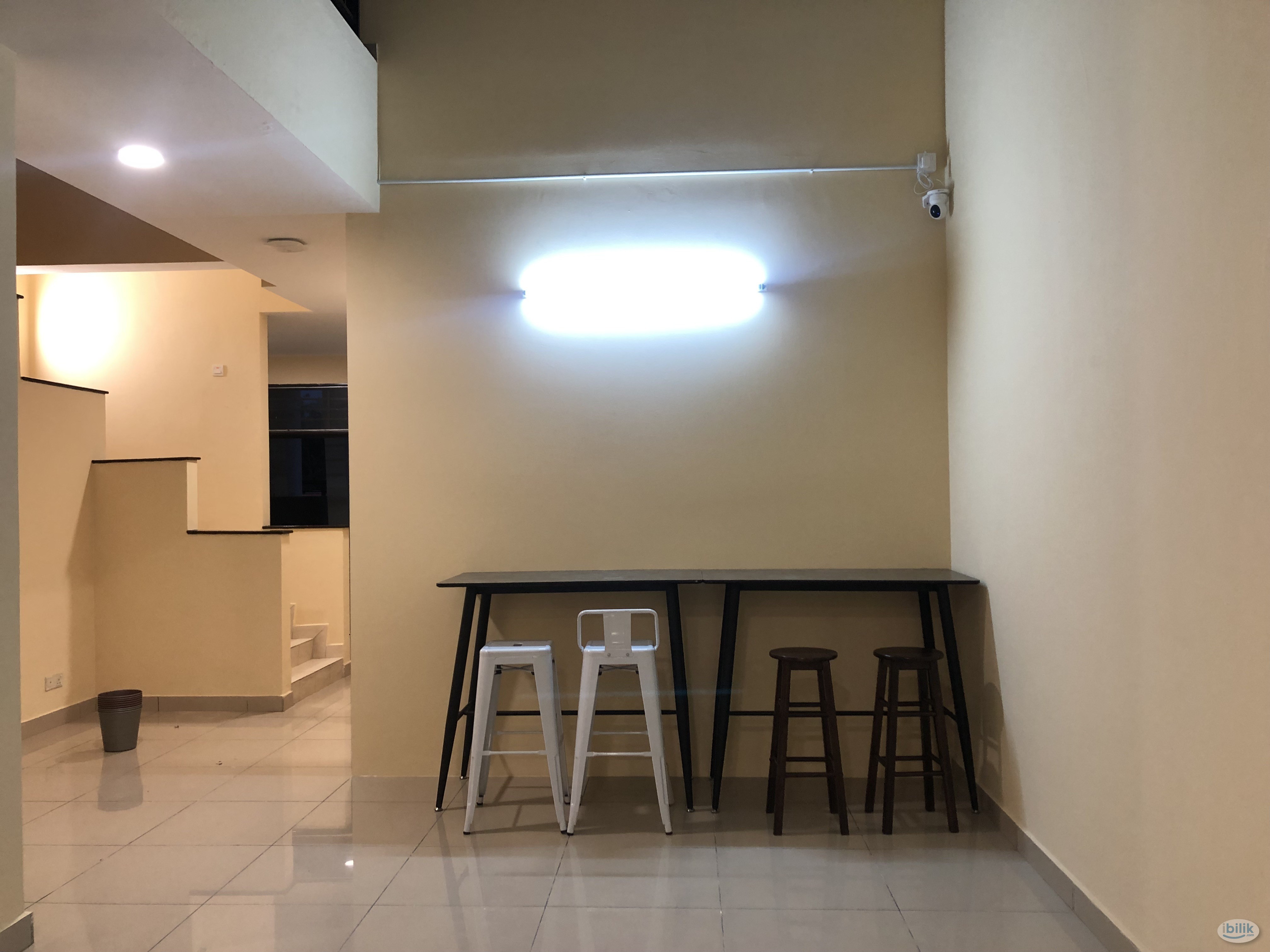 Image 4 of ⭐️ Single Room Fully Furnished @ SUBANG 2 Landed,5 mins to Help Uni, Special Promotion, New Aircond Wardrobe Table Chair Mattress - Room rental in 