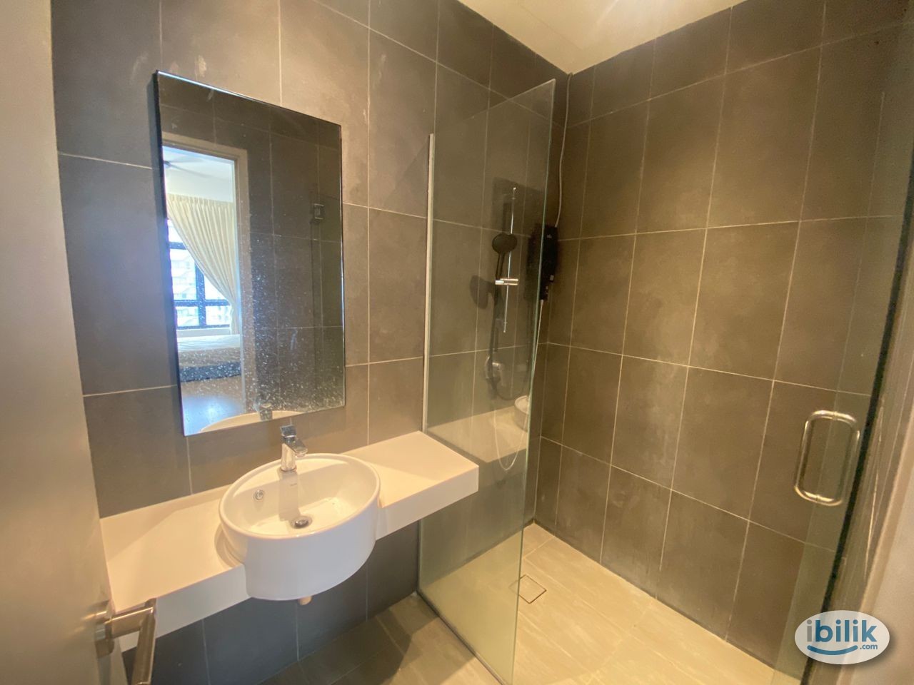 Image 3 of Near Gleneagles Master Room with Private Bathroom at Jalan Ampang - Room rental in 