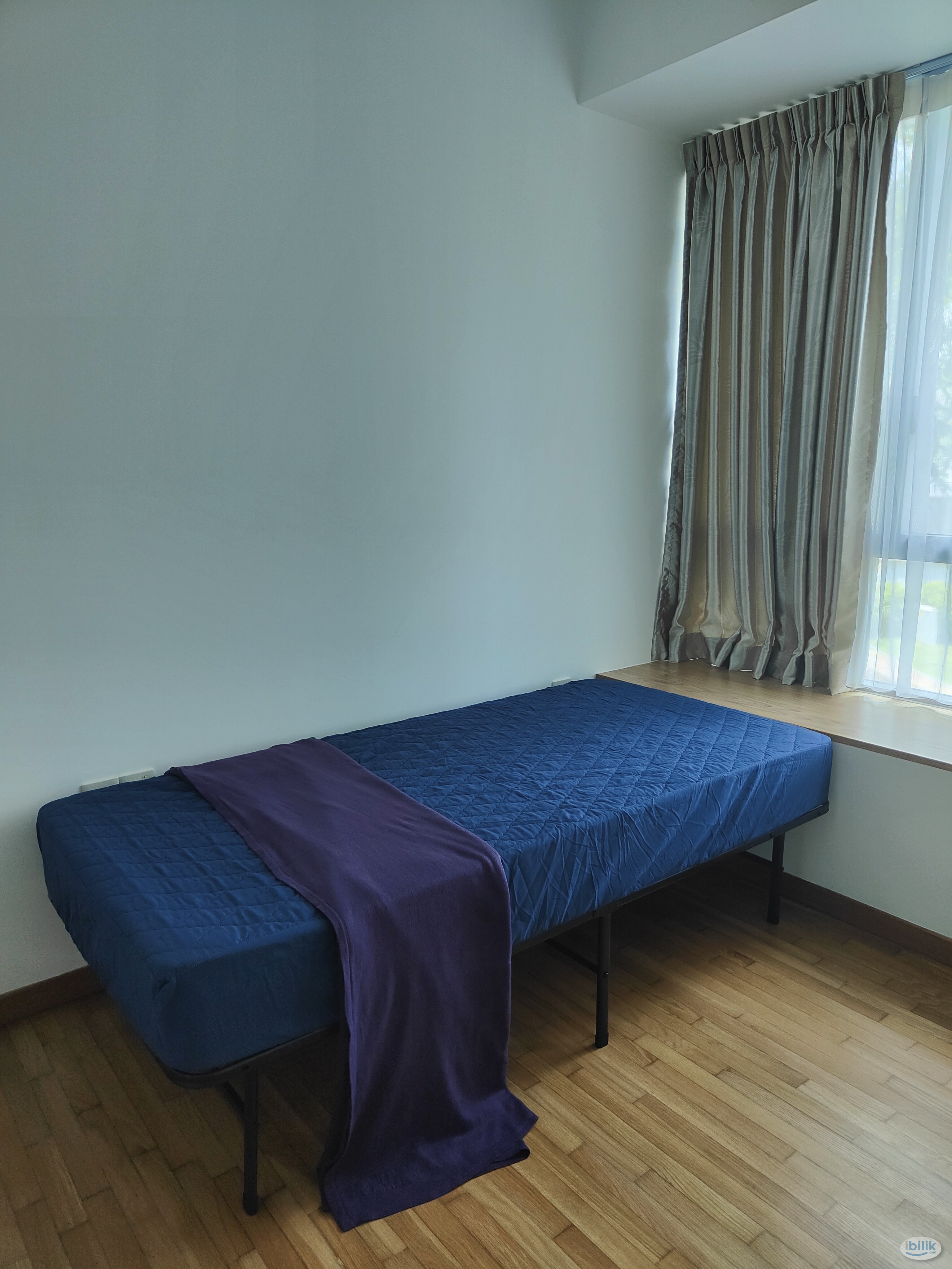 Image 1 of Middle Room at The Minton, Serangoon - Room rental in 