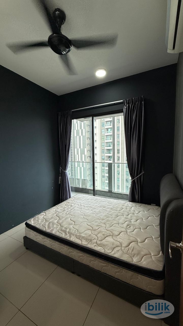 Image 2 of ✅ Middle room with Balcony @ Old Klang Road, 1min walk to Bus Stop🚌 - Room rental in 