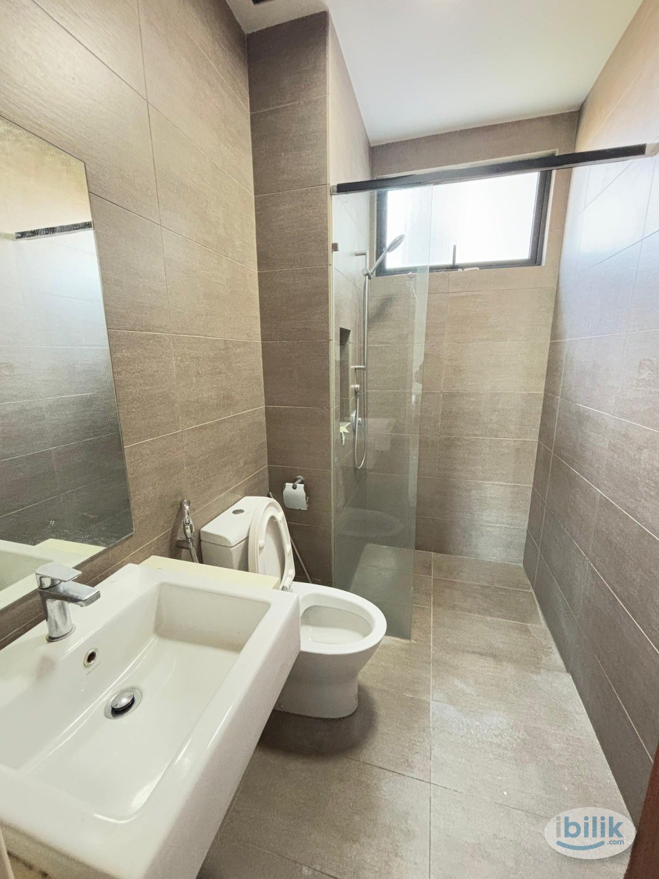 Image 2 of 🚆 Strategic Location with Easy City Access – Citizen Residence KL 📍 - Room rental in 