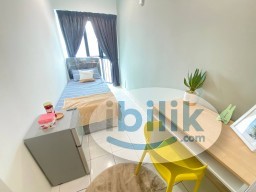 Room Rental in KL City Centre - 👩‍🕌 Muslimah Preferred Unit – Safe & Comfortable Room at Bistari Condominium 🛏️