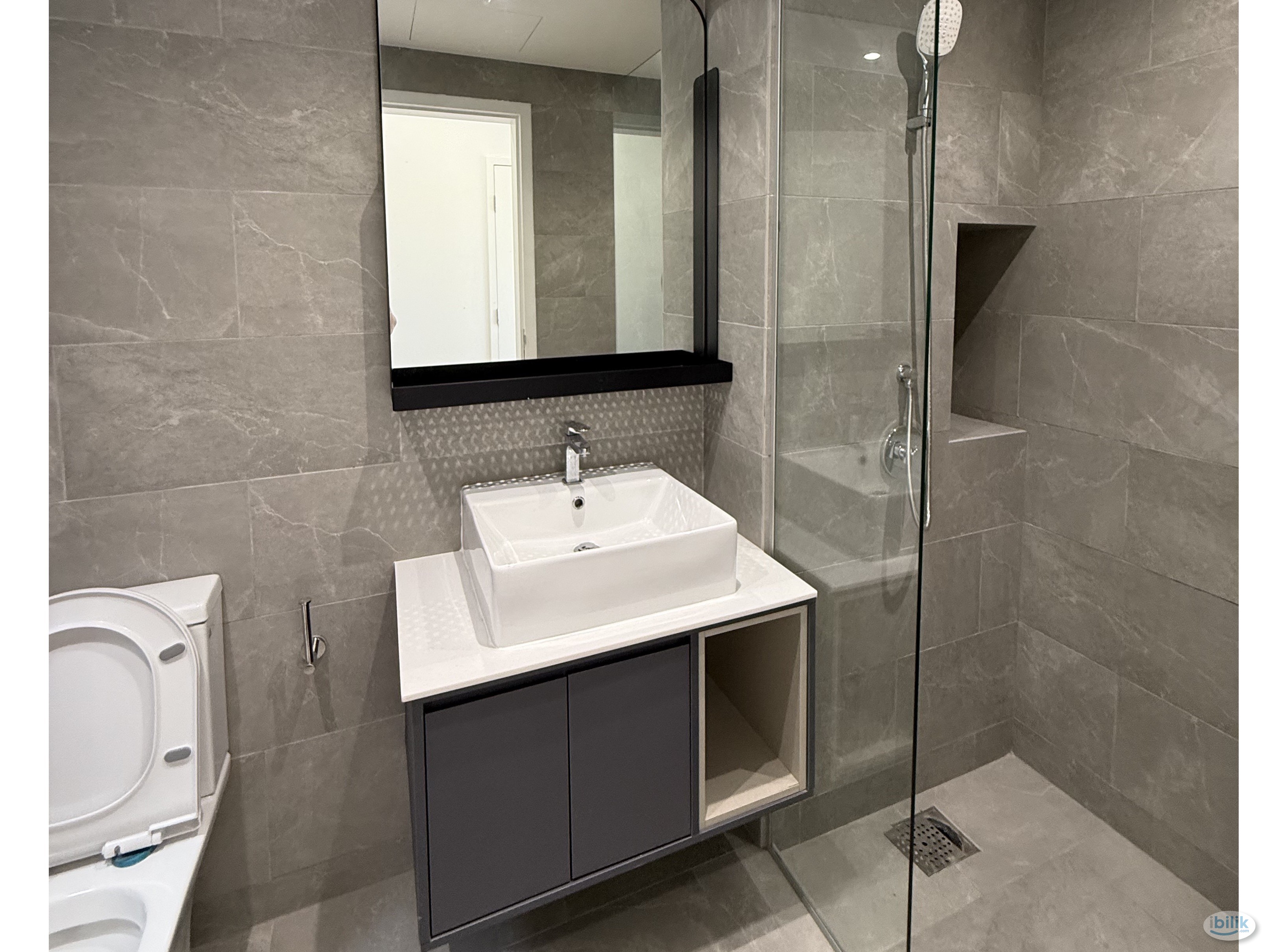 Image 4 of Master Room at Old Klang Road, Kuala Lumpur - Room rental in 