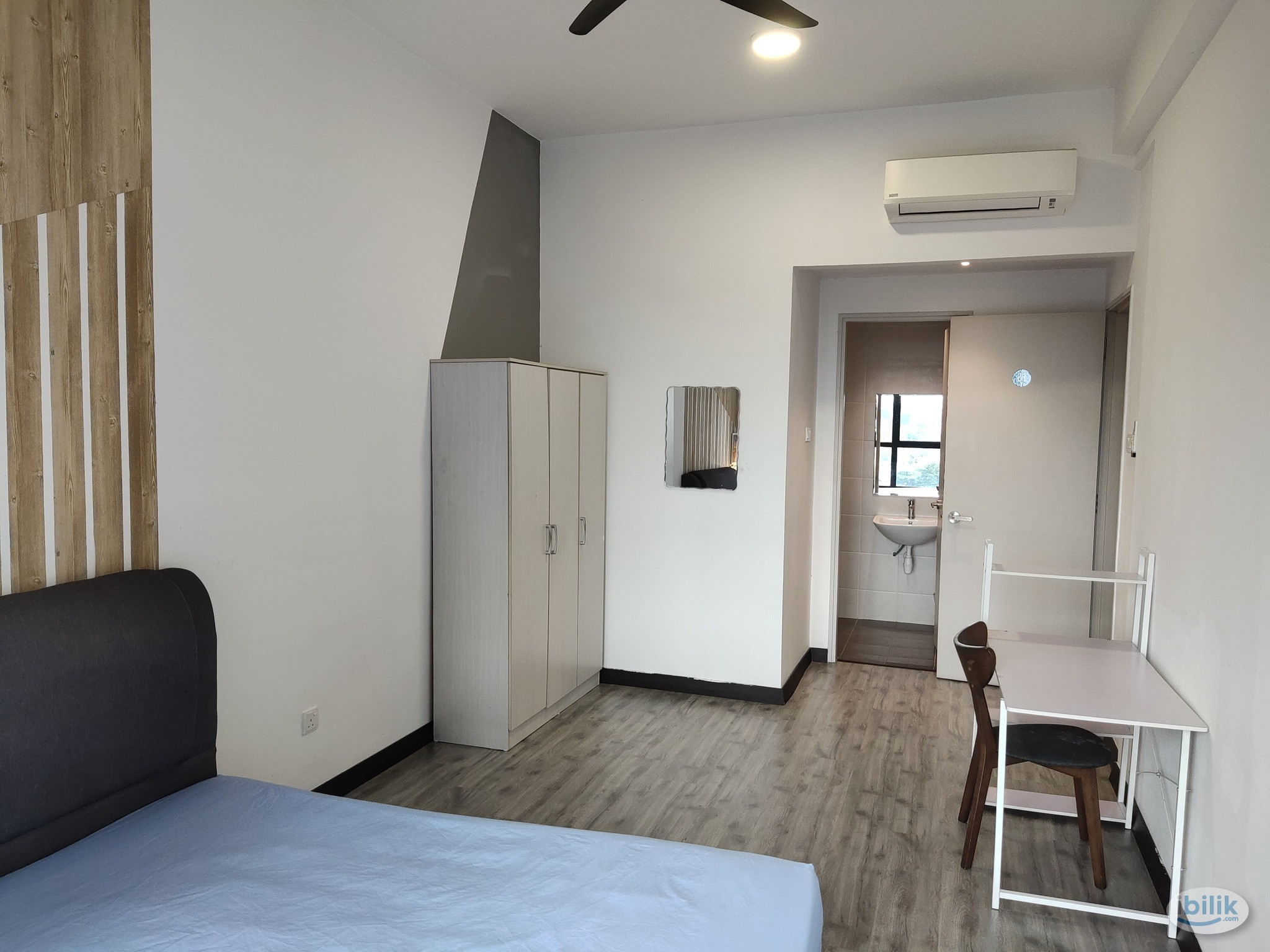 Image 2 of Master Room with Bathroom at D'sand Residence Old Klang Road - Room rental in 