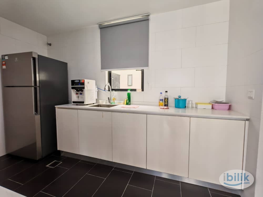 Image 3 of Middle Room at SQWhere, Sungai Buloh - Room rental in 