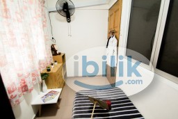 Room Rental in Selangor - Best Location 🤗Promotion Price Now ‼️ Single bedroom with windows and AC located in Sea park Apartment, Petaling Jaya