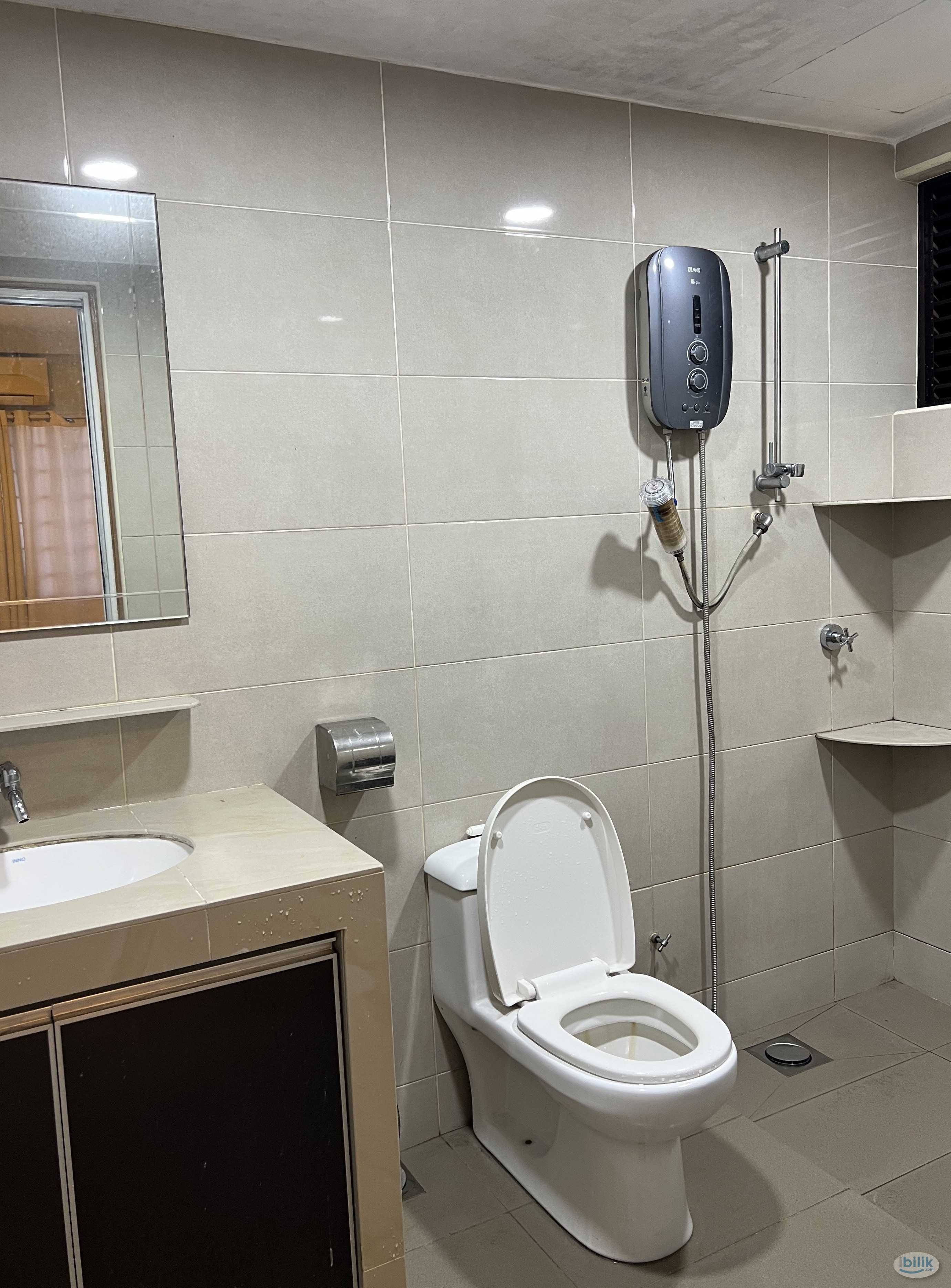 Image 3 of Master Room at Sri Desa, Kuchai Lama - Room rental in 