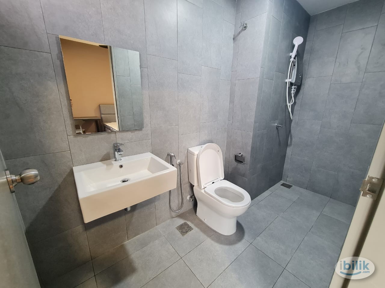 Image 4 of Near LRT MRT! Cozy Single Room at Cheras M Vertica for Rent - FREE Utilities WiFi Cleaning - Room rental in 