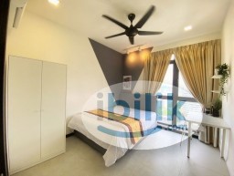 Room Rental in Kuala Lumpur - Middle room at Neu Suite 3rdNvenue, 5min walk to Great Eastern Mall