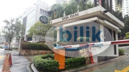 Room Rental in Kuala Lumpur - Female Master Room at Casa Kiara1, near Gateway Kiaramas,  Verve Suite, Global Doctors Hospital,Mont Kiara