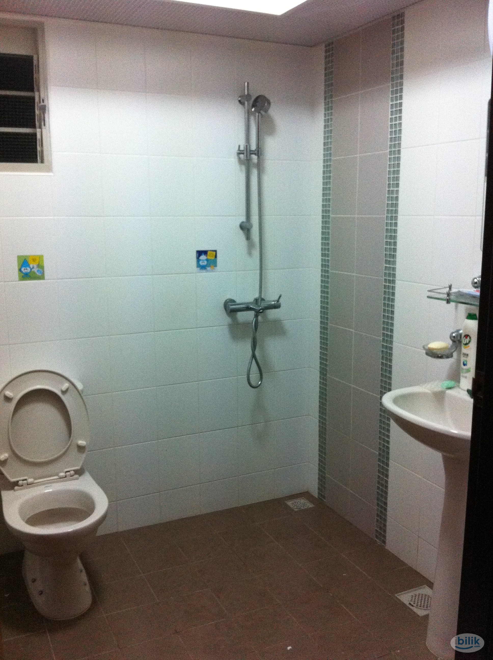 Image 1 of female sharing @ min. to Tiong Bahru MRT station - Room rental in 