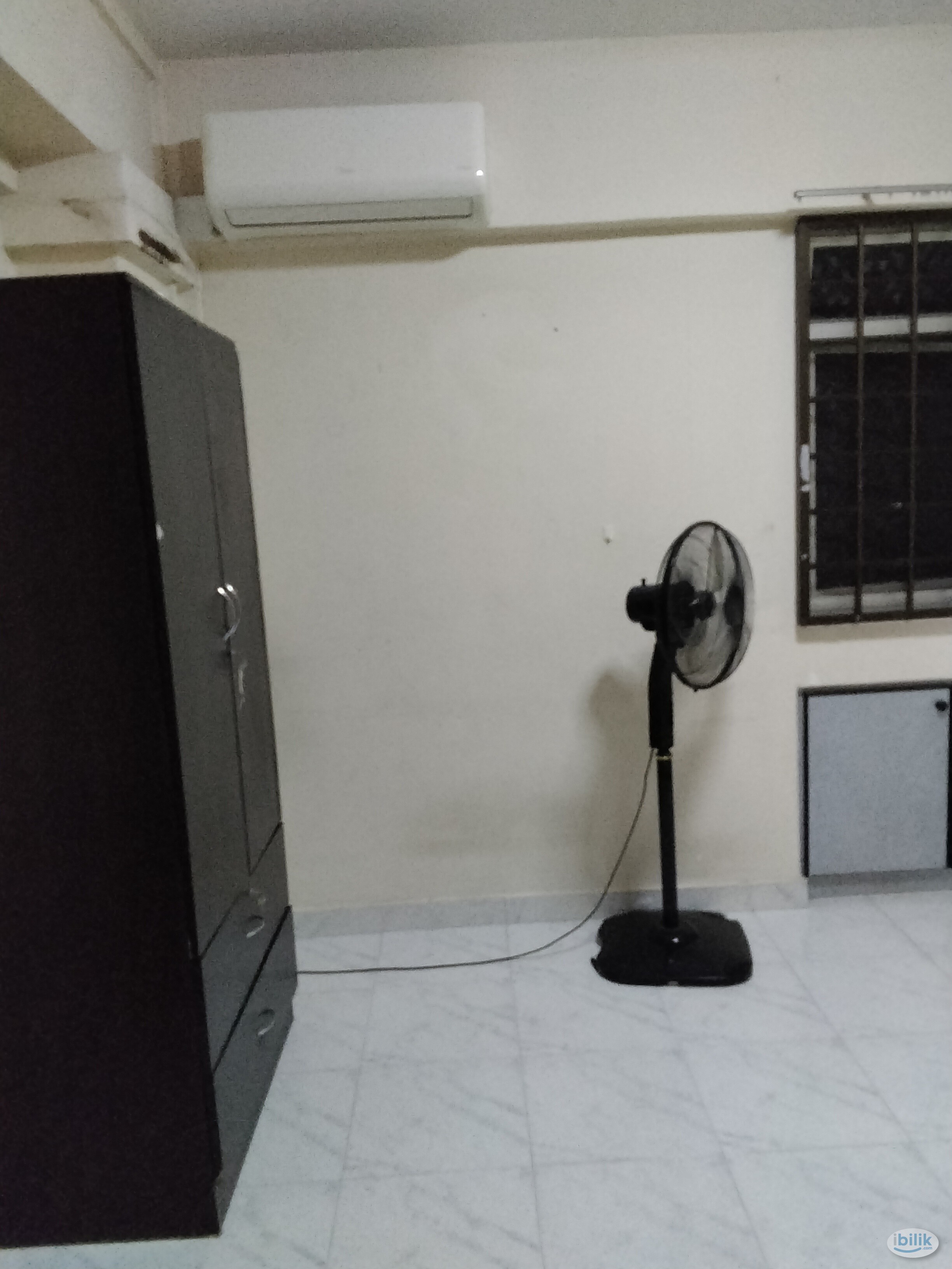 Image 2 of Common room for rent at Admiralty - Room rental in 