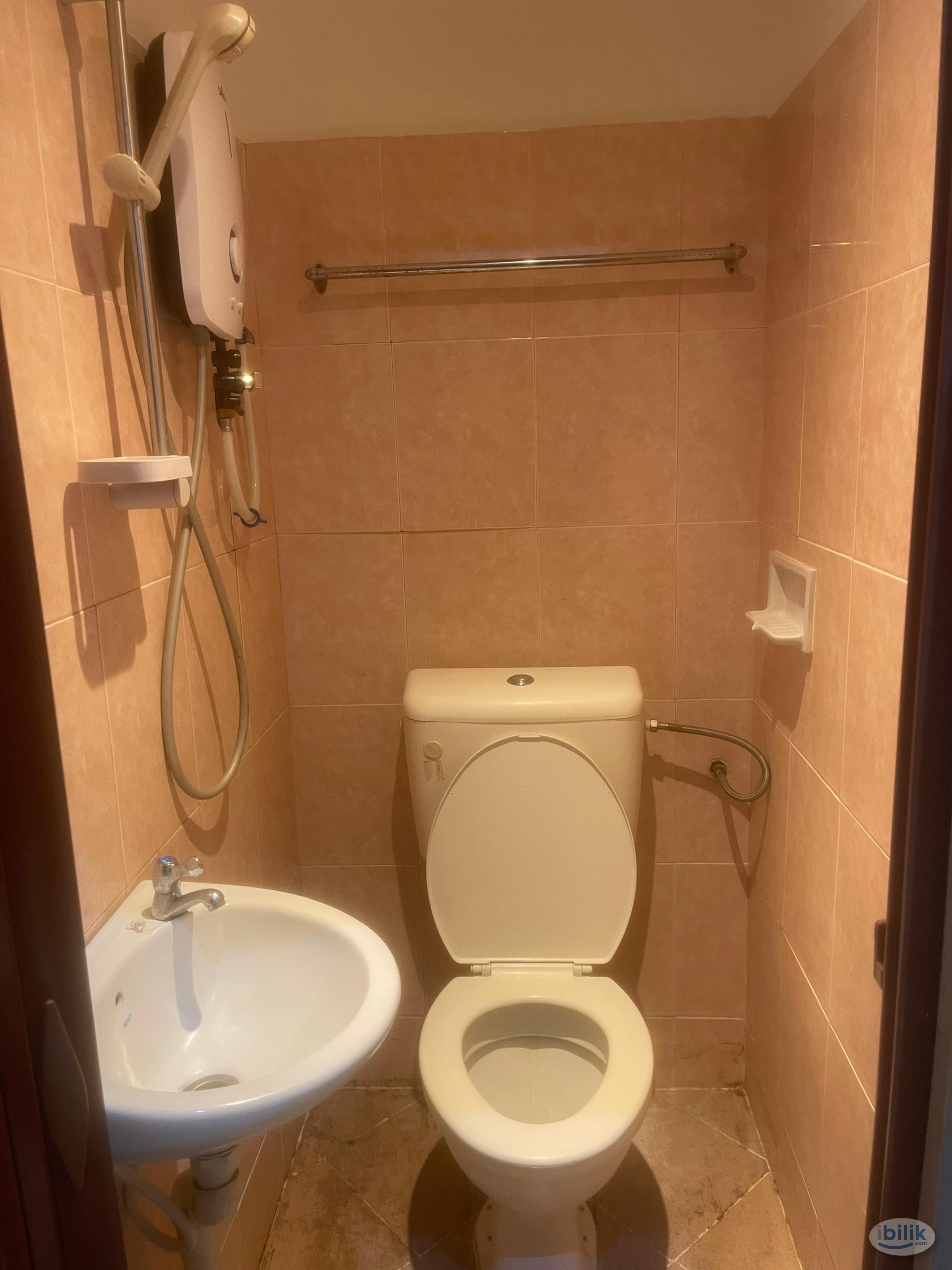 Image 2 of 😍ZERO DEPOSIT⚡️IMMIEDIATELY MOVE IN🕺🏻NEAR PUBLIC TRANSPORT - Room rental in 