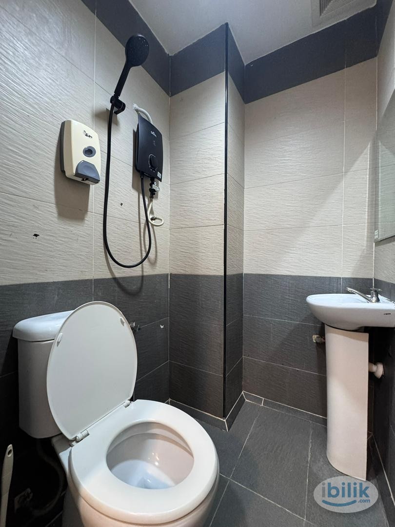 Image 2 of 💥Walking distance UNITAR Co-Living Concept 🏘️ @ SS6 Petaling Jaya for rent - Room rental in 