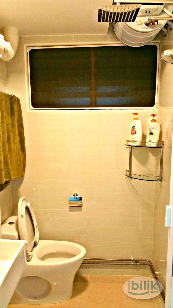 Image 2 of ROOM SHARE - Common Bedroom @ Blk 390 Yishun Avenue 6 - Room rental in 