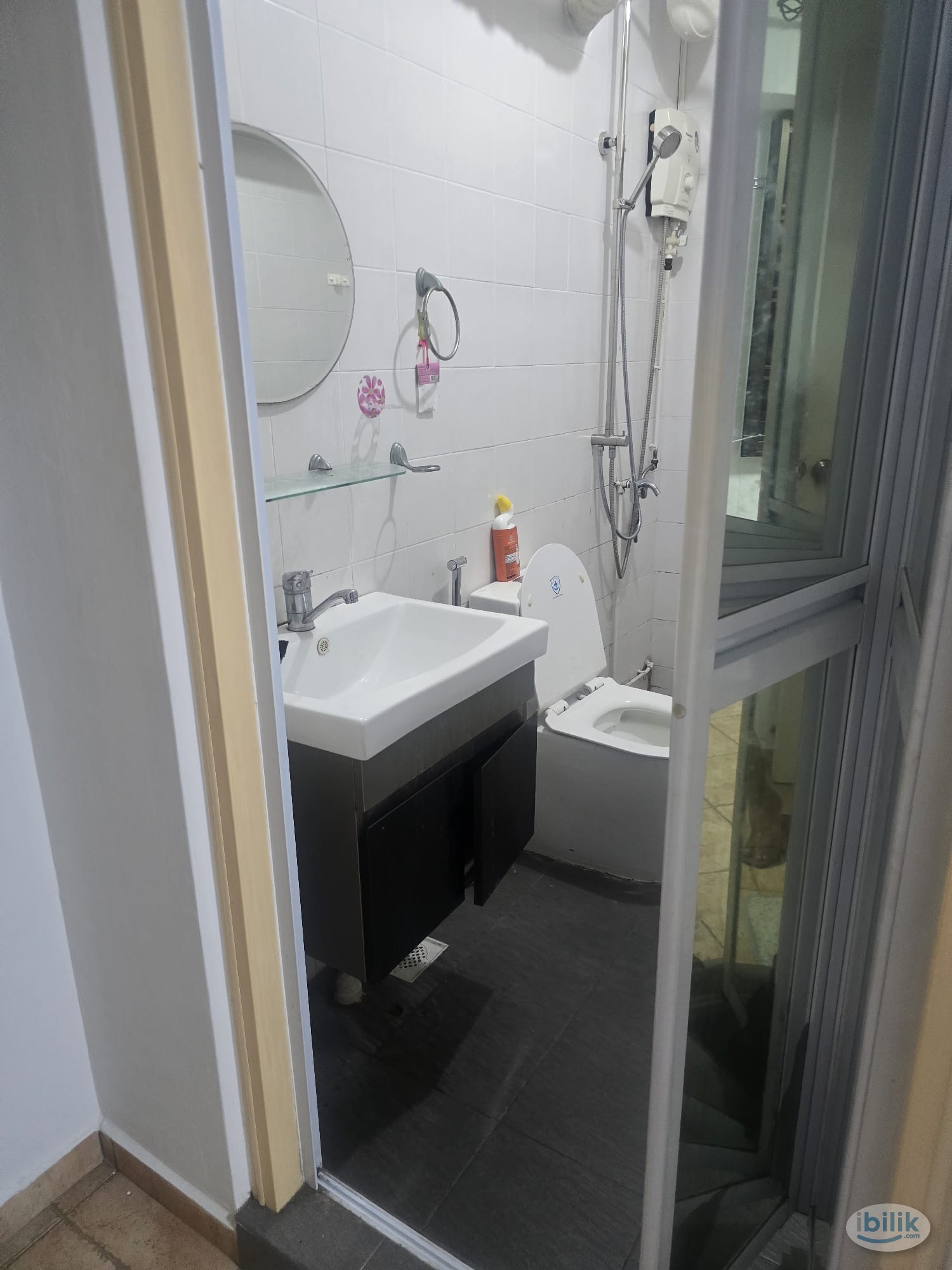 Image 5 of Single Room at Pasir Ris, Singapore - Room rental in 