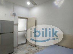 Room Rental in Shah Alam - Studio at Sri Pelangi Apartment, Subang