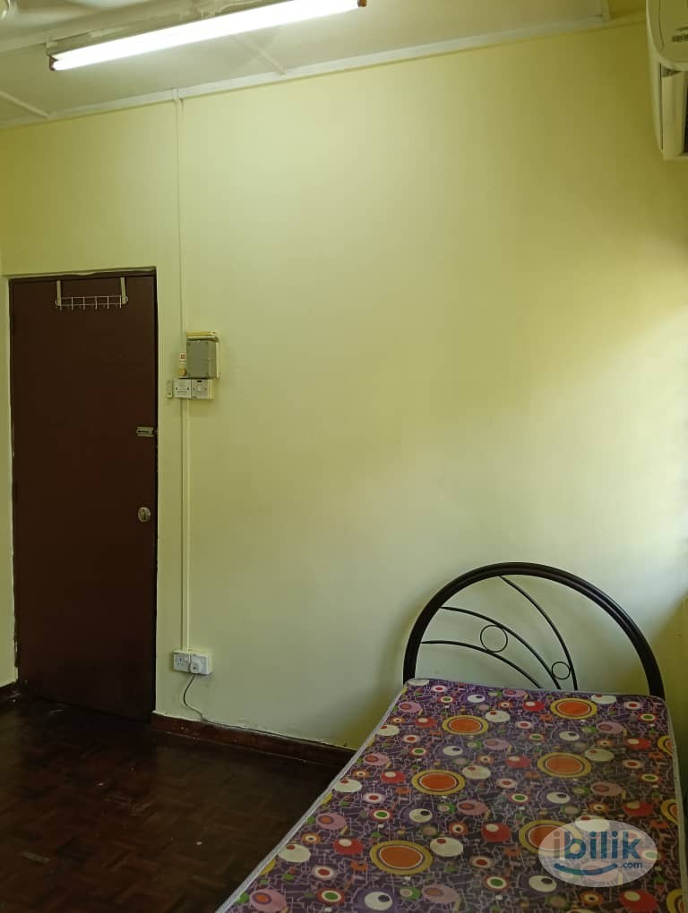 Image 3 of 💥Only Rm 11 for 2nd Month Rental 💥Zero Deposit 💥Middle Room at Bangsar, Kuala Lumpur - Room rental in 