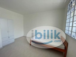 Room Rental in  - Kaki Bukit MRT Common Room For Rent