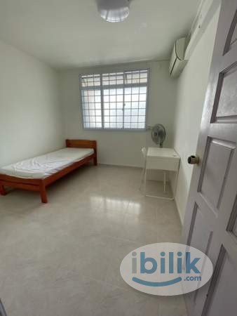 Image 2 of Kaki Bukit MRT Common Room For Rent - Room rental in 